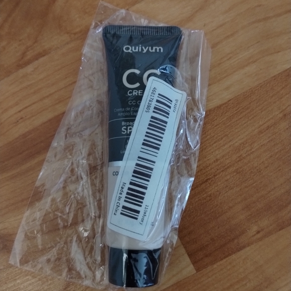 NEW CC CREAM FULL COVERAGE CONCEALER - Picture 6 of 6